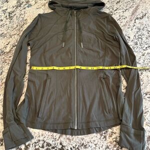 Lululemon Women's Olive Green Hooded Define Jacket